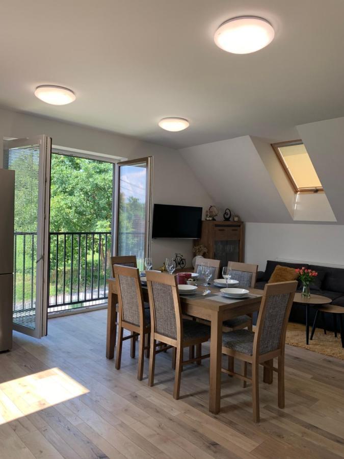 Cozy 2-Bedroom Vacation Apartment With Entire Top Floor Gaj  Extérieur photo